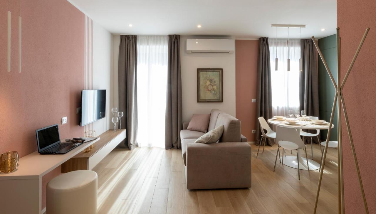 Residence Casa Coppa Appartamento Flox Оменья Экстерьер фото